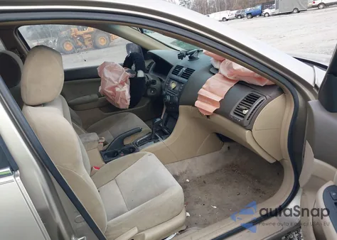 2004 Honda Accord 2.4 Lx from USA, damaged, VIN 3HGCM56374G704960